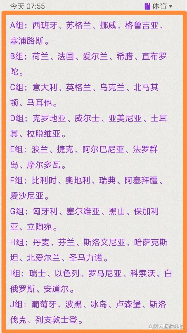 没想到肖央把上衣一脱，竟然在房子里大跳性感热舞，毫不拘泥，完全将自己交给了角色